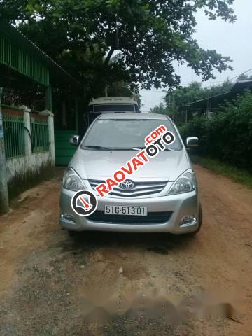 Cần bán xe Toyota Innova G năm 2010-2