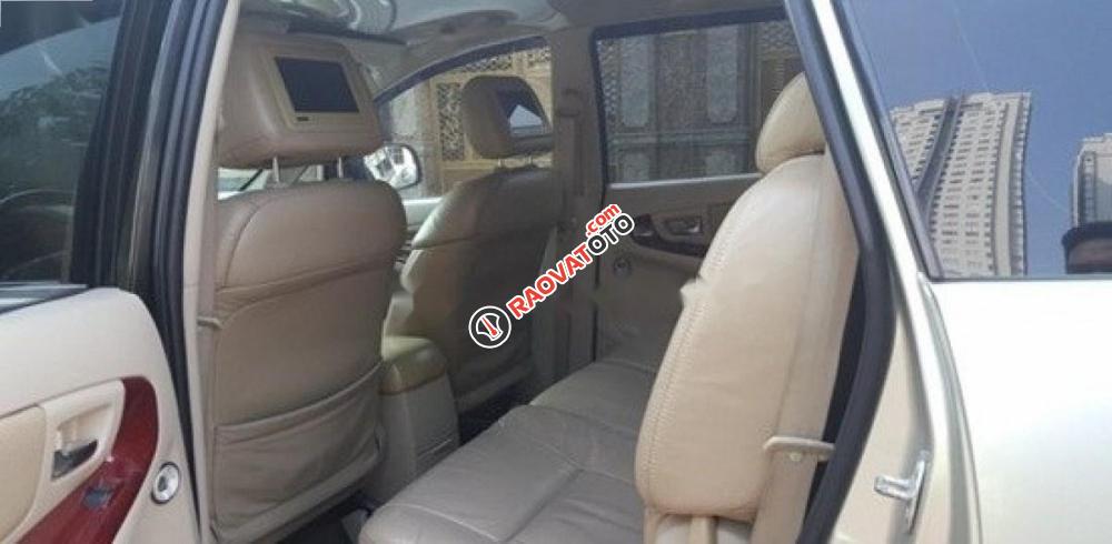 Bán Toyota Innova G đời 2006, màu bạc chính chủ, giá 348tr-3