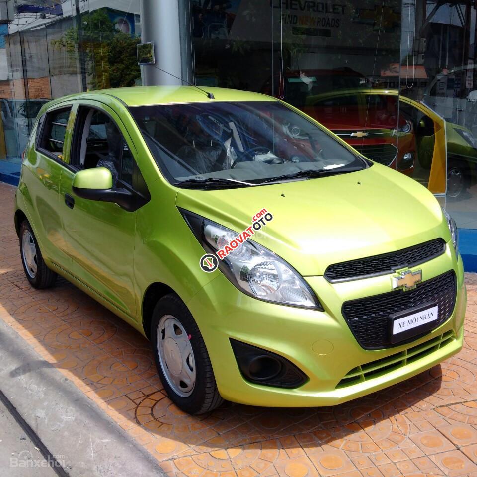 Chevrolet Spark 2017, hỗ trợ vay ngân hàng 80%. Gọi Ms. Lam 0939193718-6