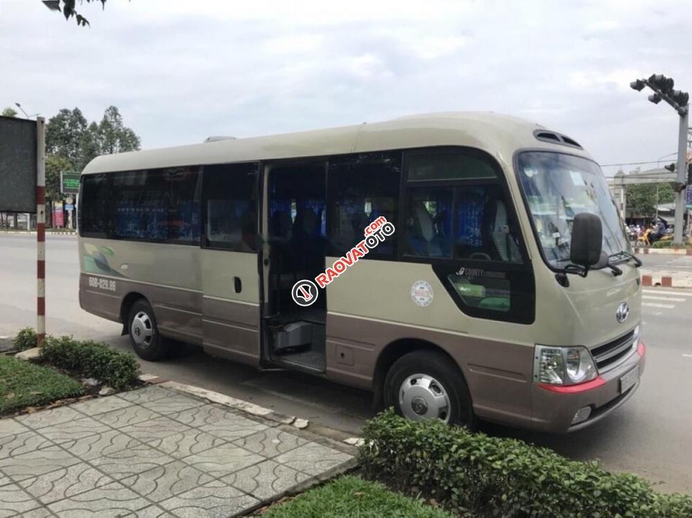 Cần bán Hyundai County đời 2011, hai màu, nhập khẩu như mới-0