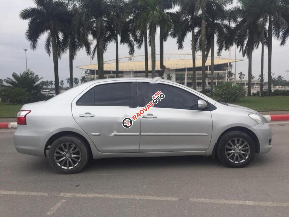 Cần bán lại xe Toyota Vios 1.5 E đời 2012, màu bạc còn mới-4