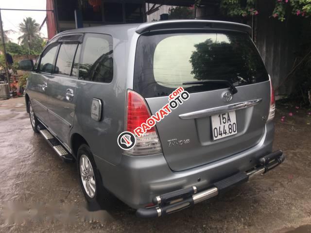 Cần bán xe Toyota Innova đời 2011, giá 525tr-1