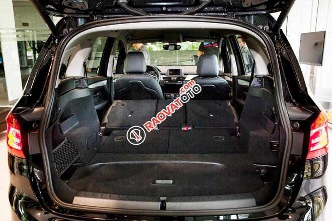 BMW 218i GT moel năm 2017: Dòng xe sang 7 chỗ - Giá tốt nhất trong cùng phân khúc-7