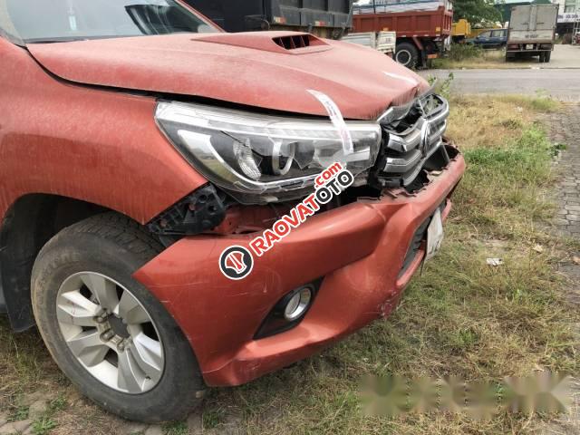 Bán Toyota Hilux đời 2015, màu đỏ số tự động-4