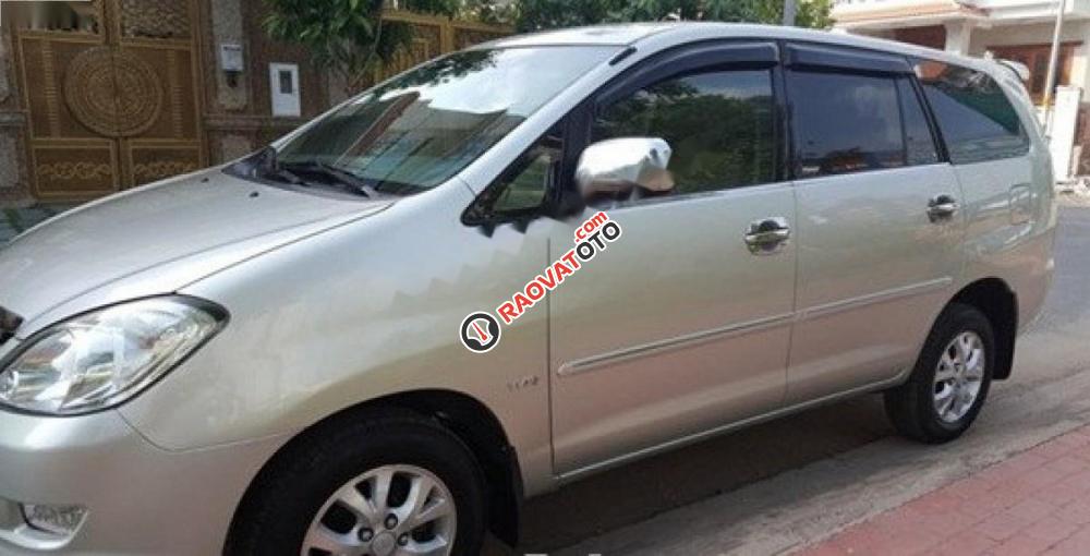 Bán Toyota Innova G đời 2006, màu bạc chính chủ, giá 348tr-6