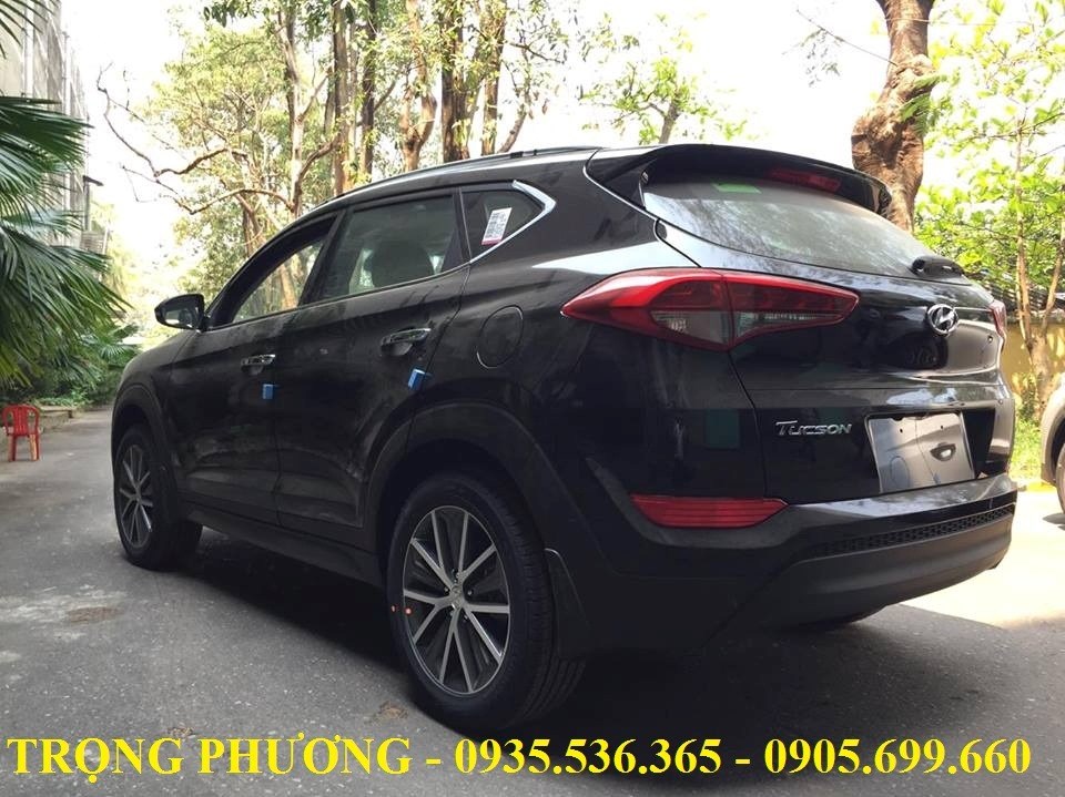 Bán Hyundai Tucson đời 2016, màu đen, xe nhập, 890tr-10