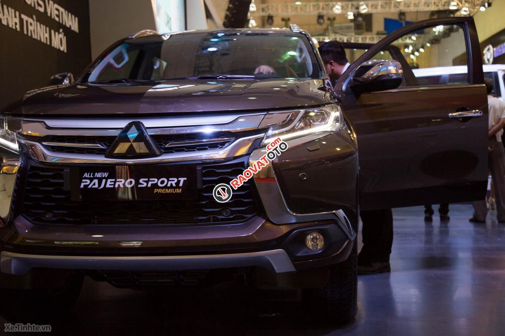 Bán xe Pajero Sport nhập khẩu, xe đủ màu, hỗ trợ vay lên đến 80 %. LH Quang 0905596067, giá tốt nhất tại Huế-15