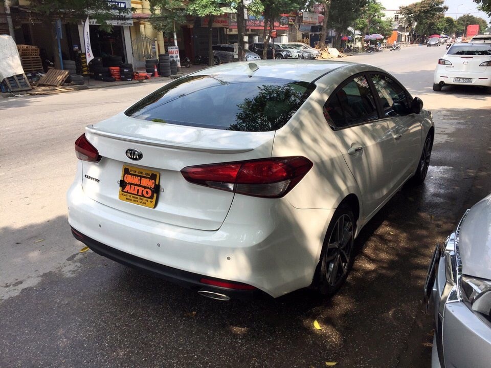 Bán xe Kia Cerato đời 2016, màu trắng, nhập khẩu -4
