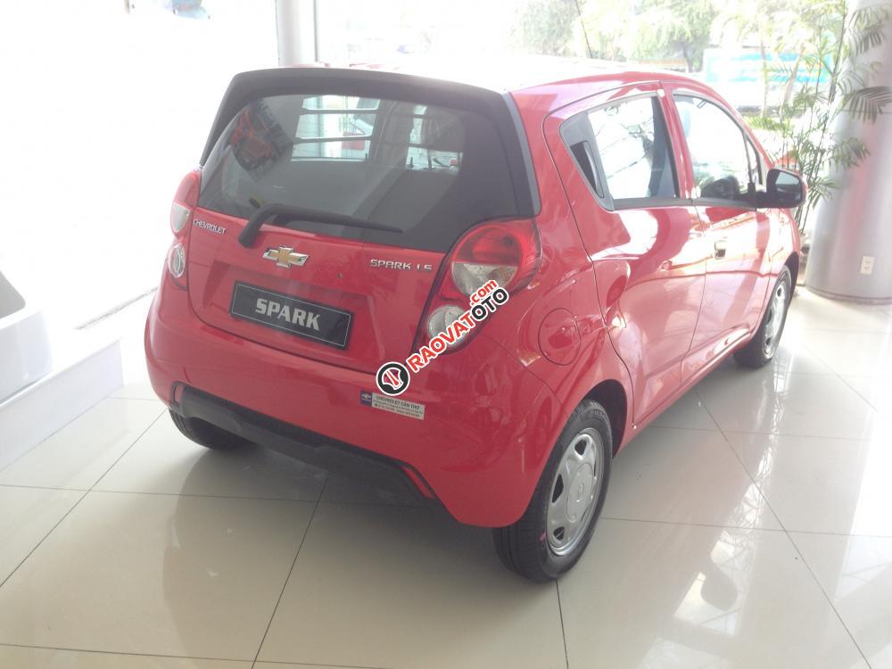 Chevrolet Spark 2017, hỗ trợ vay ngân hàng 80%. Gọi Ms. Lam 0939193718-6