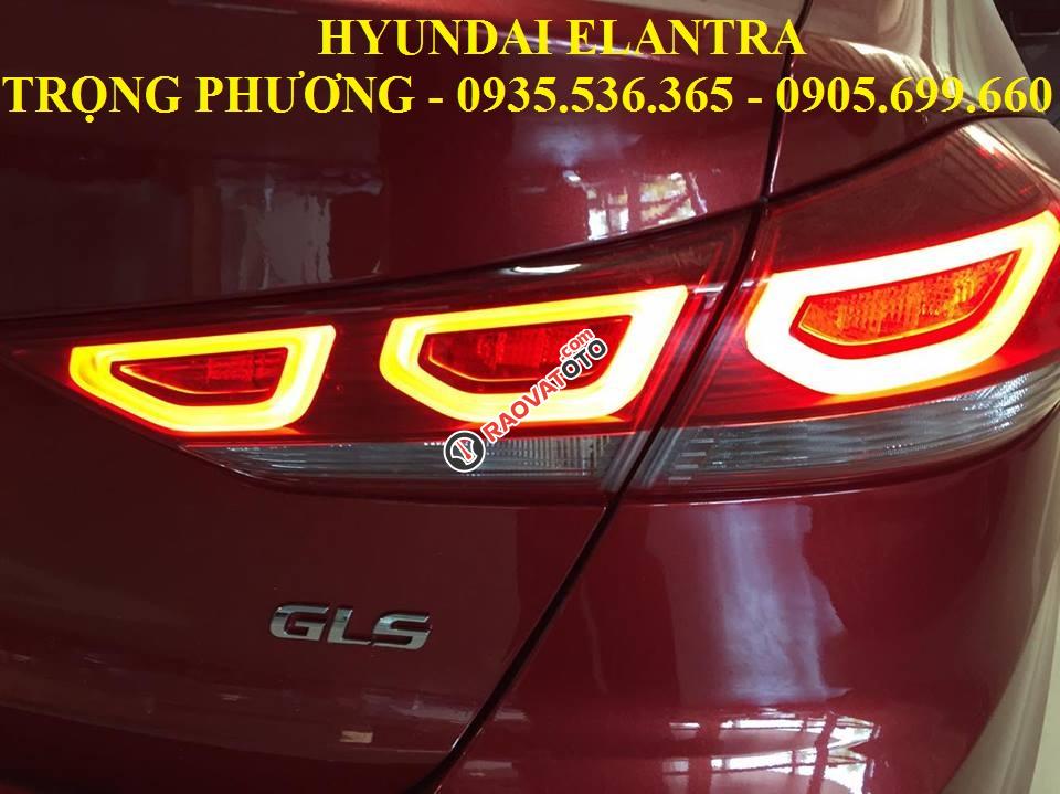 Bán Hyundai Elantra Đà Nẵng, bán xe Elantra Đà Nẵng, giá xe Elantra 2018 Đà Nẵng, LH: Trọng Phương - 0935.536.365-4