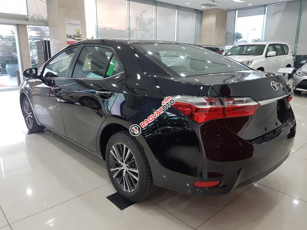 Toyota Long Biên bán Toyota Corolla Altis 2.0 AT Luxury model 2018 cam kết giá tốt nhất, gọi ngay: 0948057222-3