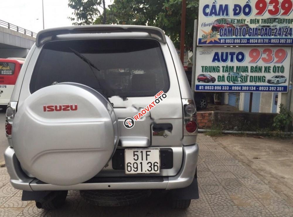 Cần bán gấp Isuzu Hi lander V-spec 2.5 MT đời 2005, màu bạc-8