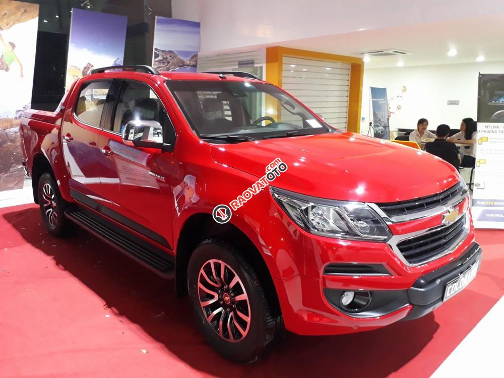 Bán tải Chevrolet Colorado, khuyến mãi cực kỳ lớn, hỗ trợ 100% ngân hàng lãi suất 0.65%, có 5 phiên bản khác nhau-4