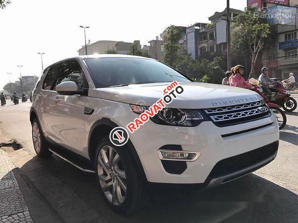 Cần bán LandRover Discovery đời 2017, màu trắng, nhập khẩu-1