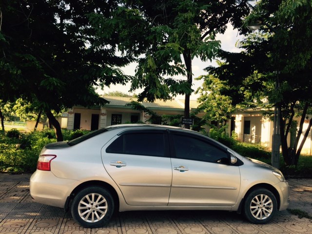 Bán ô tô Toyota Vios năm 2012, màu bạc, nhập khẩu  -1