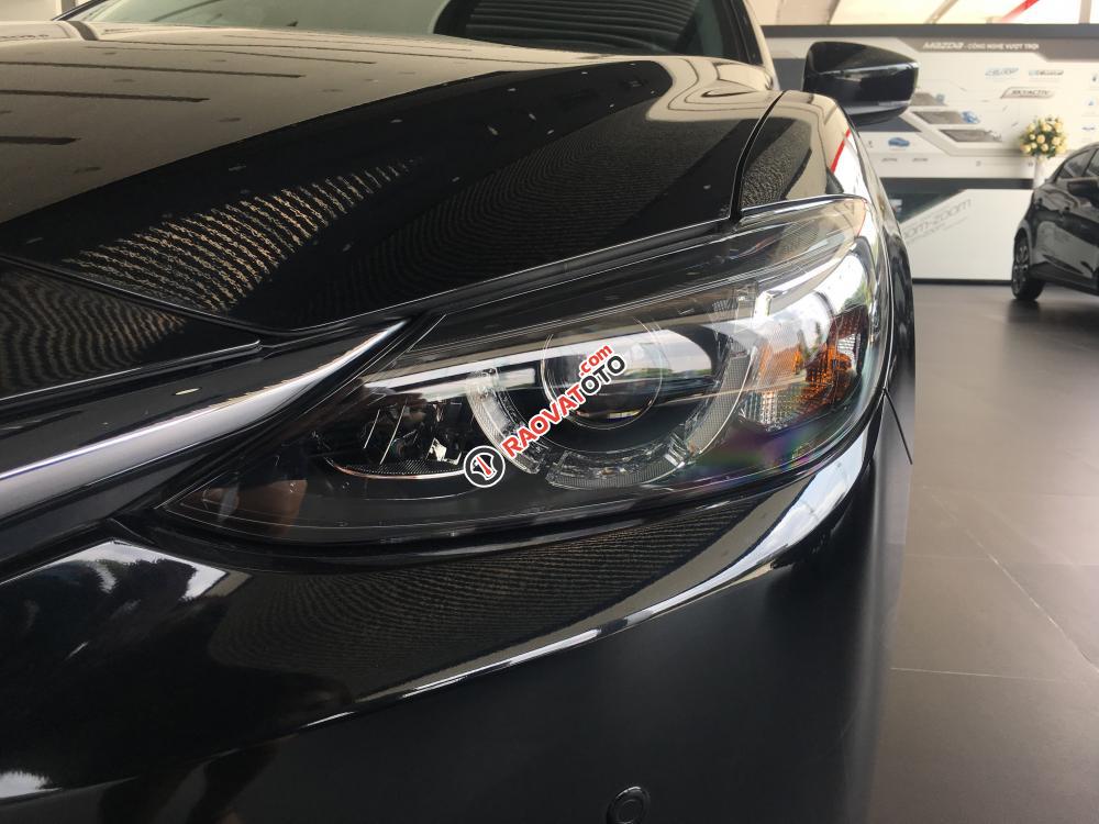 Mazda 6 2.0 Premium 2017 đủ màu, giao xe ngay, ưu đãi khủng, hỗ trợ trả góp 95%- LH 0977.759.946-1