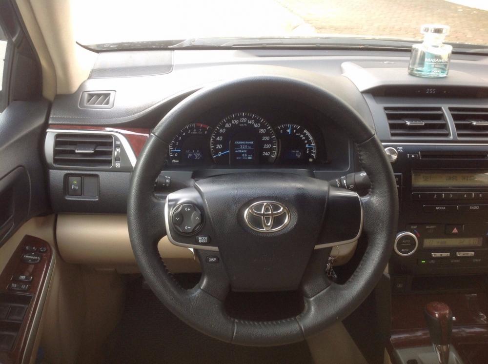 Bán gấp Toyota Camry đời 2014, màu đen, xe nhập-10