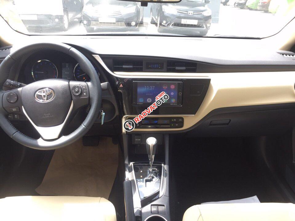 Bán Toyota Corolla Altis 1.8 CVT 2018, đủ màu, giao ngay. LH: 0948057222-4