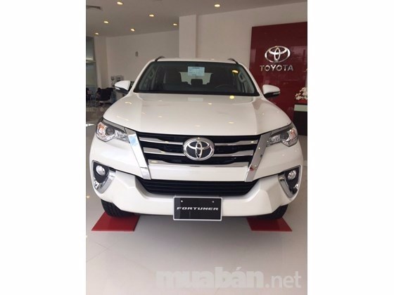 Bán xe Toyota Fortuner năm 2017, màu trắng, nhập khẩu-1