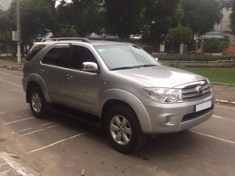 Bán Toyota Fortuner đời 2012, màu bạc, nhập khẩu, số tự động -2