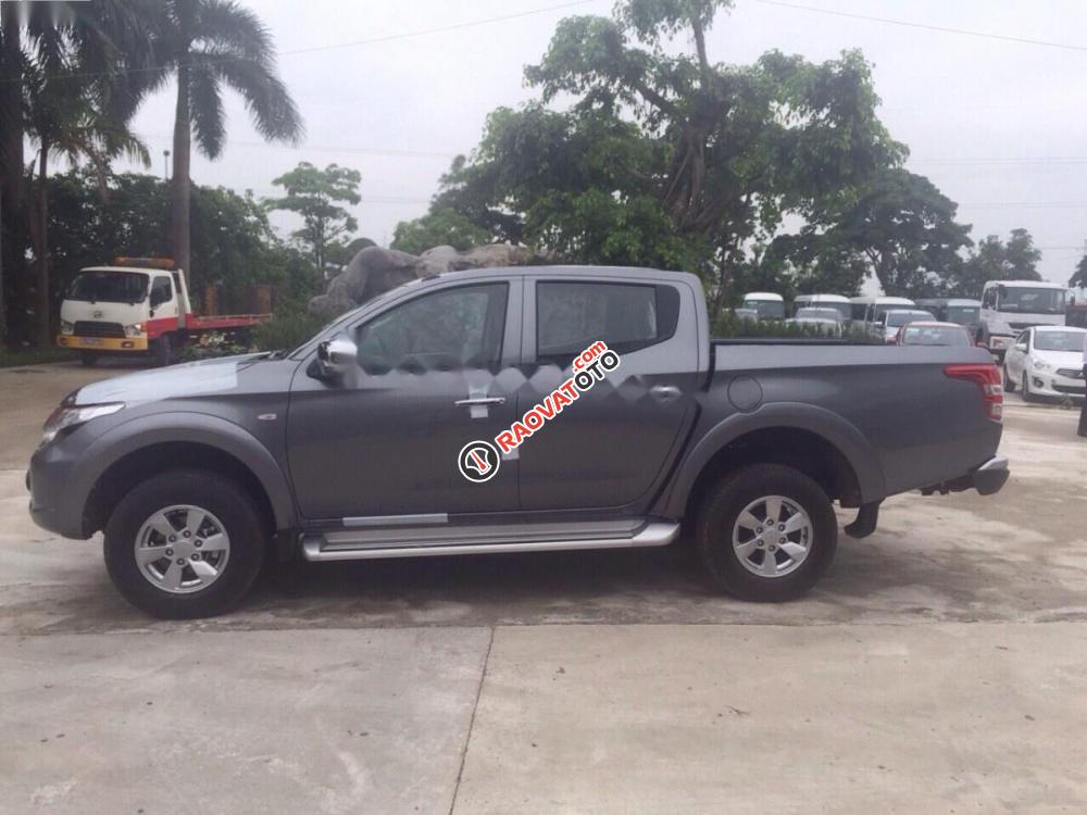 Bán ô tô Mitsubishi Triton 4x2 AT đời 2017, màu xám, nhập từ Thái-4