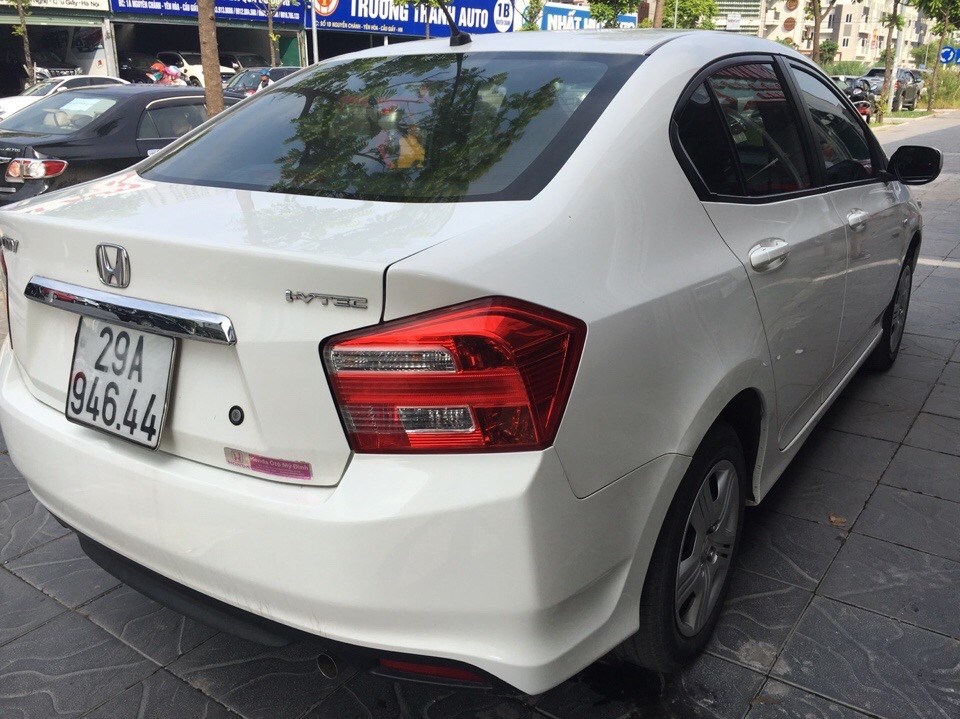 Bán Honda City 1.5MT 2013, màu trắng, xe nhập -4