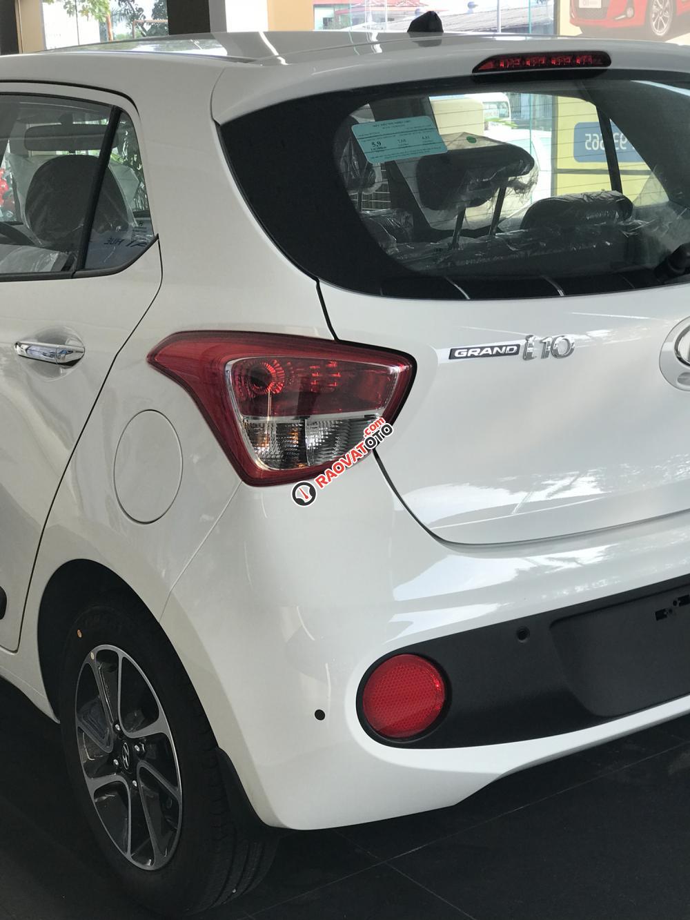 [Hyundai Hue] Cần bán Hyundai Grand i10 năm 2018 màu trắng, 315 triệu - LH 0903.545.725-2