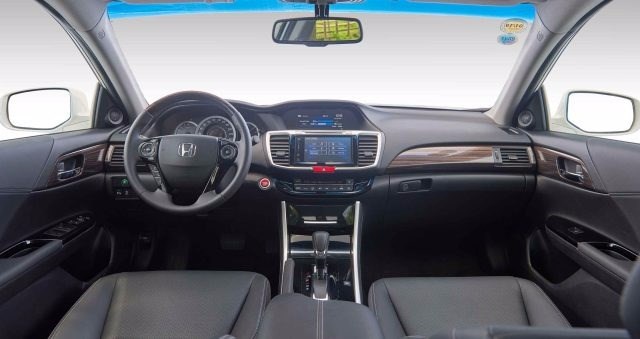 Cần bán Honda Accord đời 2017, màu đen, nhập khẩu-3