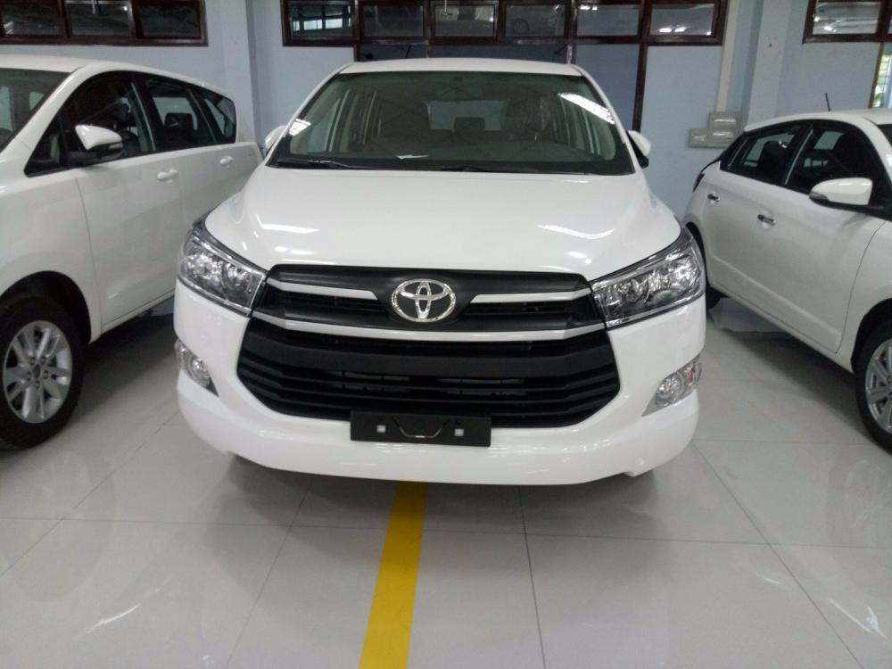 Bán Toyota Innova đời 2017, màu trắng, nhập khẩu  -1