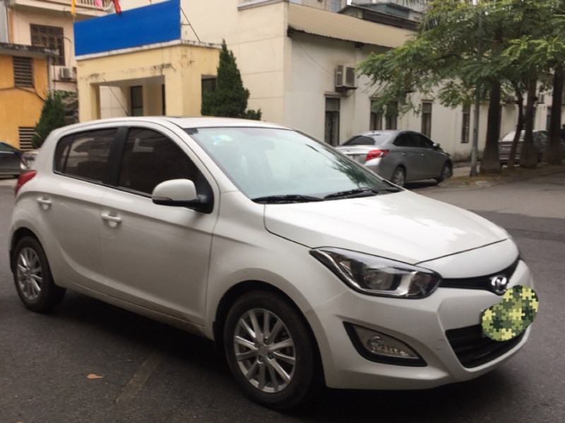 Cần bán Hyundai i20 đời 2014, màu trắng, nhập khẩu chính hãng, số tự động, giá tốt-5