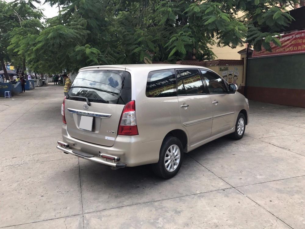 Bán ô tô Toyota Innova đời 2014, nhập khẩu, số tự động-9