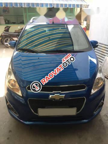 Cần bán Chevrolet Spark LTZ đời 2015, màu xanh lam, xe gia đình-1