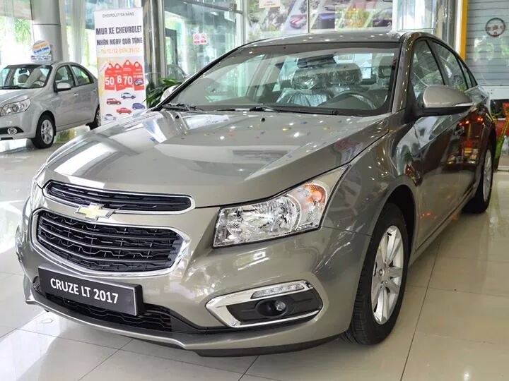 Bán Chevrolet Cruze sản xuất 2017, màu nâu, nhập khẩu nguyên chiếc, giá tốt-4