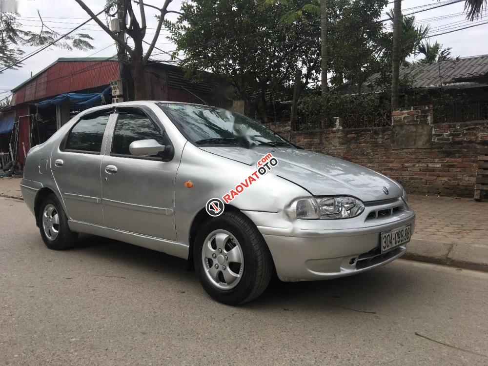 Cần bán gấp Fiat Siena ELX 1.3 2003, màu bạc giá cạnh tranh-2