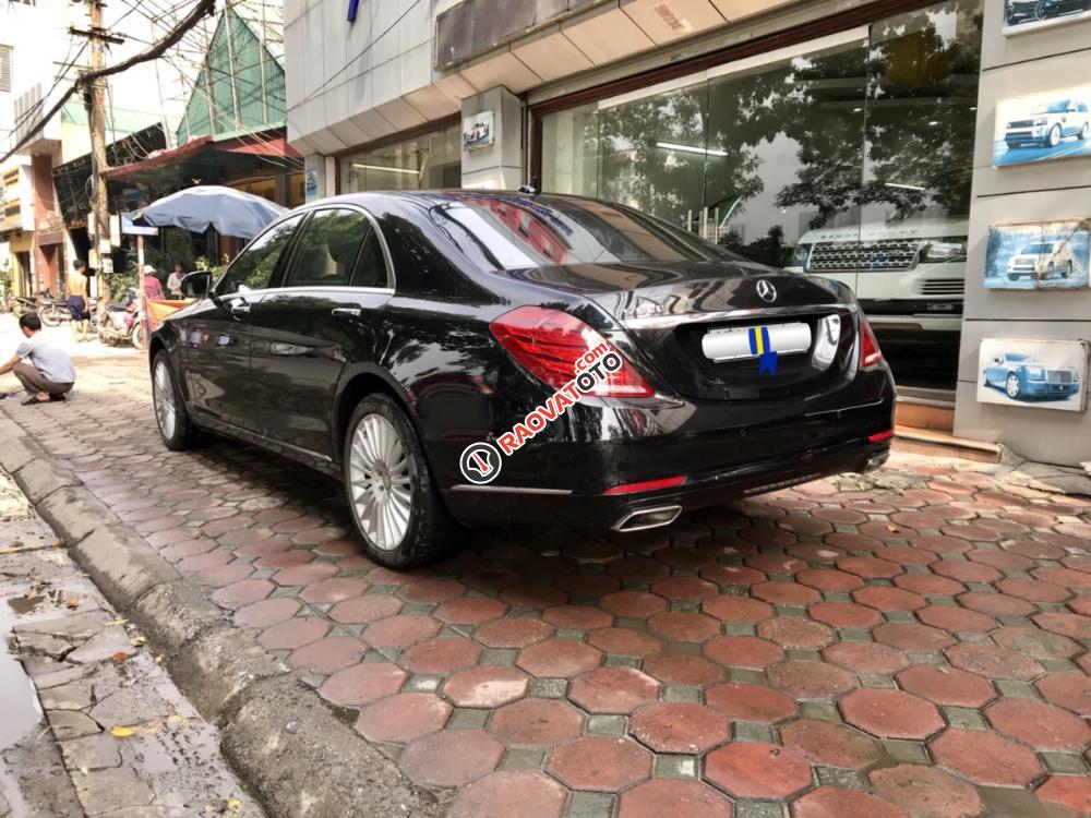 Bán xe Mercedes S500 sản xuất 2016, màu đen, nội thất nâu, xe đã qua sử dụng giá tốt. LH: 0948.256.912-5