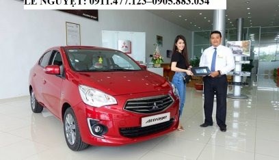 Bán Mitsubishi Attrage đời 2017, màu đỏ, nhập khẩu-10