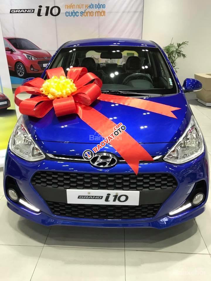 Cần bán Hyundai Grand i10 đời 2018, giá 380tr, xe có sẵn giao ngay-4