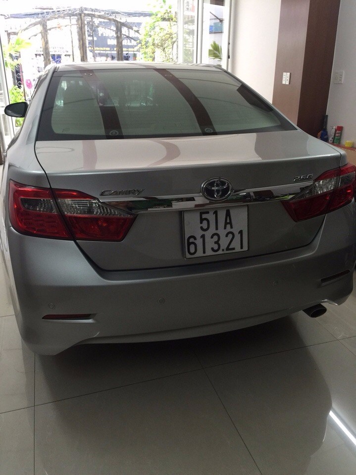 Cần bán gấp Toyota Camry 2.5G đời 2013, màu bạc, nhập khẩu chính hãng, chính chủ, giá 890tr-8