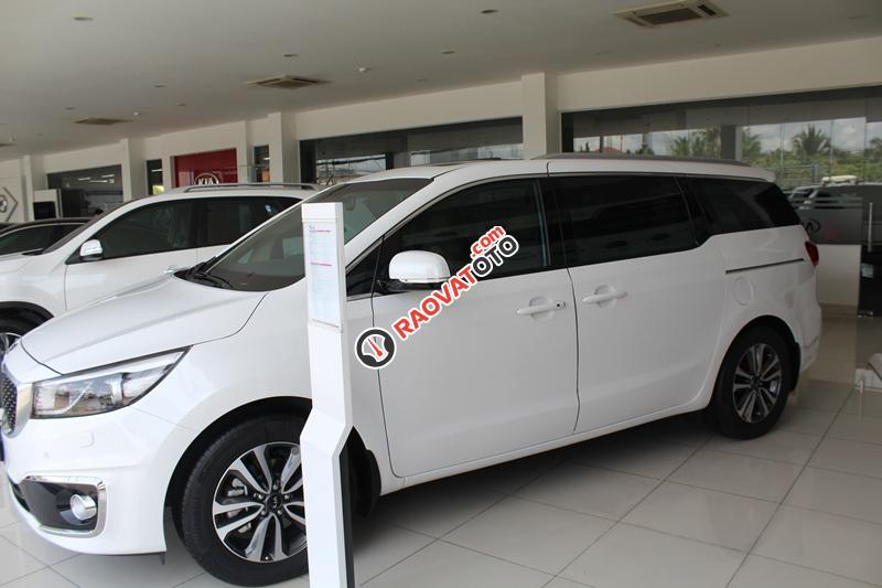 Bán Kia Sedona máy dầu full, có xe giao ngay, thanh toán 250 triệu giao xe-3