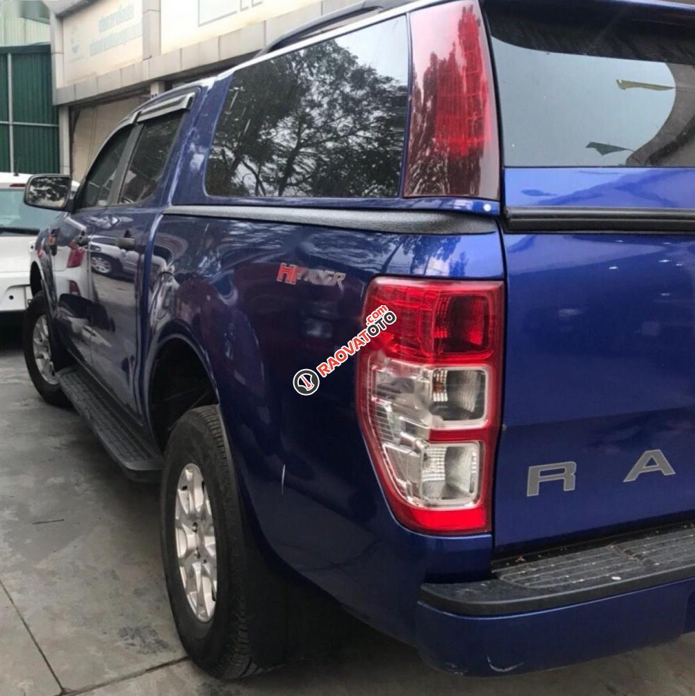 Bán Ford Ranger XLS 2.2L 4x2 AT đời 2015, màu xanh lam, nhập khẩu chính chủ-1
