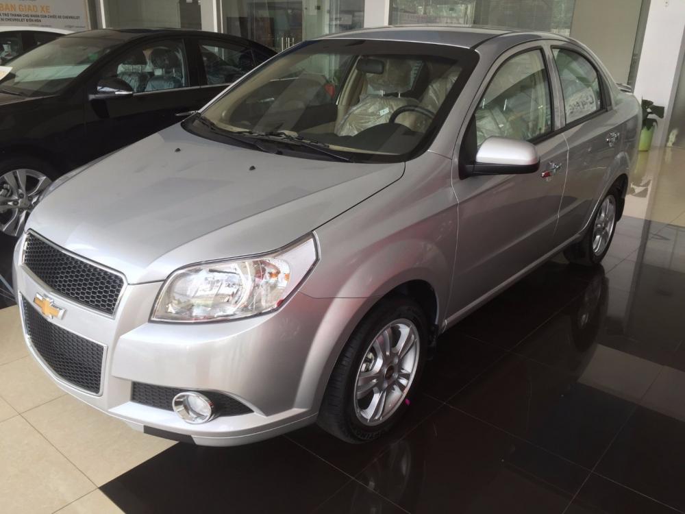 Bán Chevrolet Aveo đời 2017, màu bạc, nhập khẩu  -2