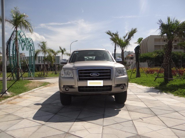 Bán Ford Everest đời 2007, màu hồng, nhập khẩu-2