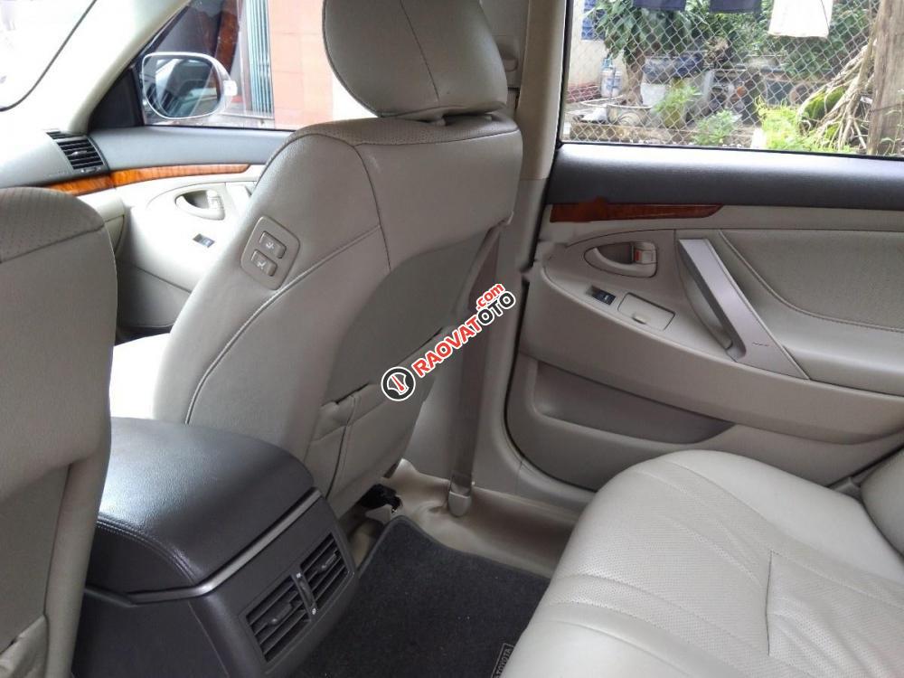 Cần bán lại xe Toyota Camry 2.4G đời 2010, màu xám chính chủ-3