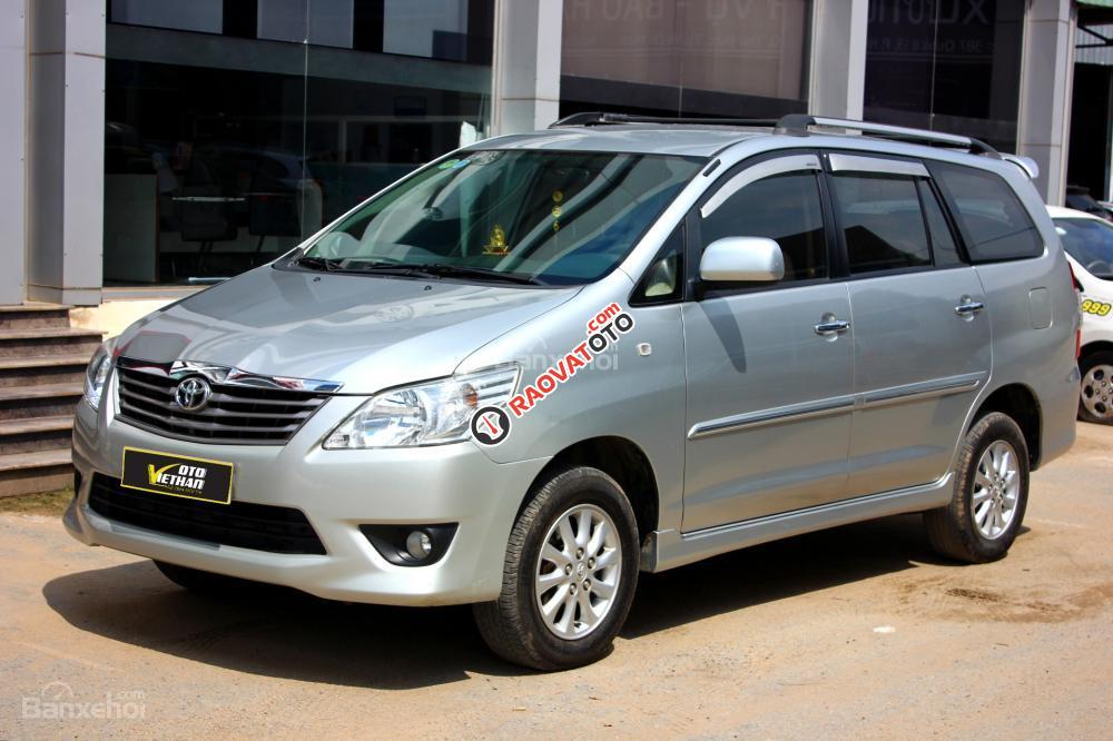 Toyota Innova G 2.0AT đời 2013, màu bạc, giá tốt, 50.000km, 558tr-0