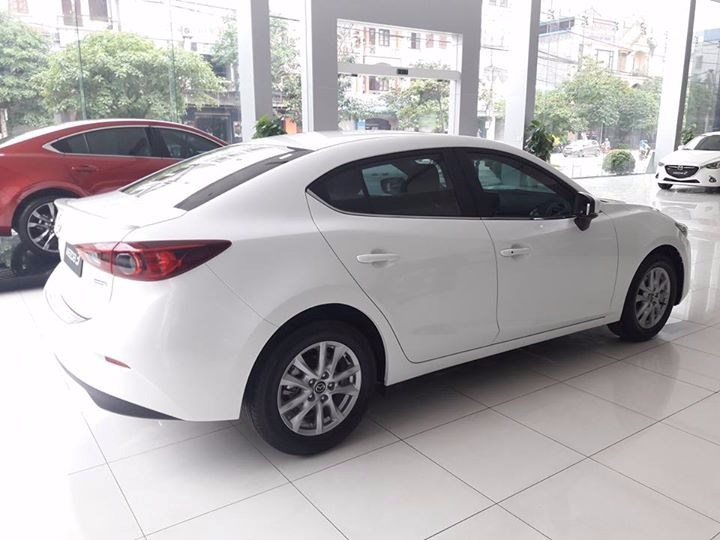 Bán xe Mazda 3 đời 2017, màu trắng, xe nhập-3