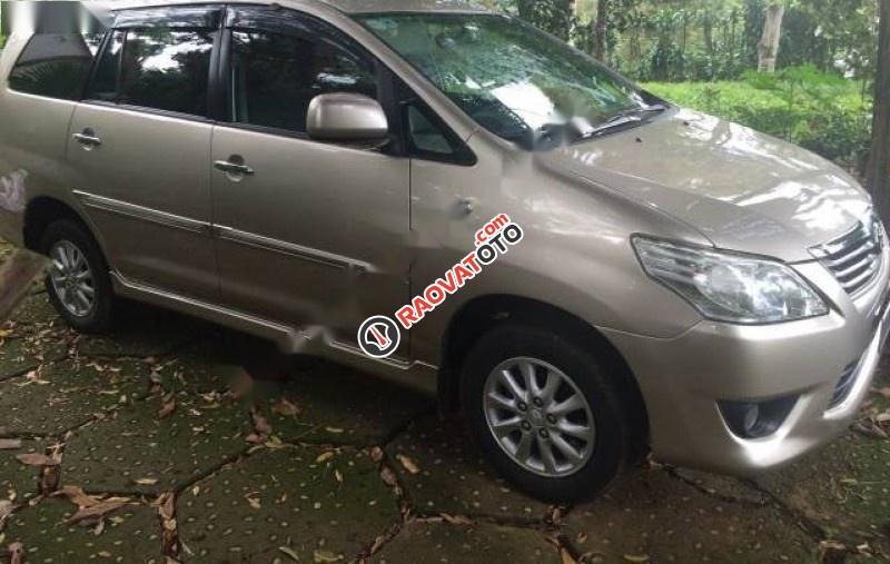 Bán ô tô Toyota Innova 2.0E đời 2013 số sàn, 535 triệu-0