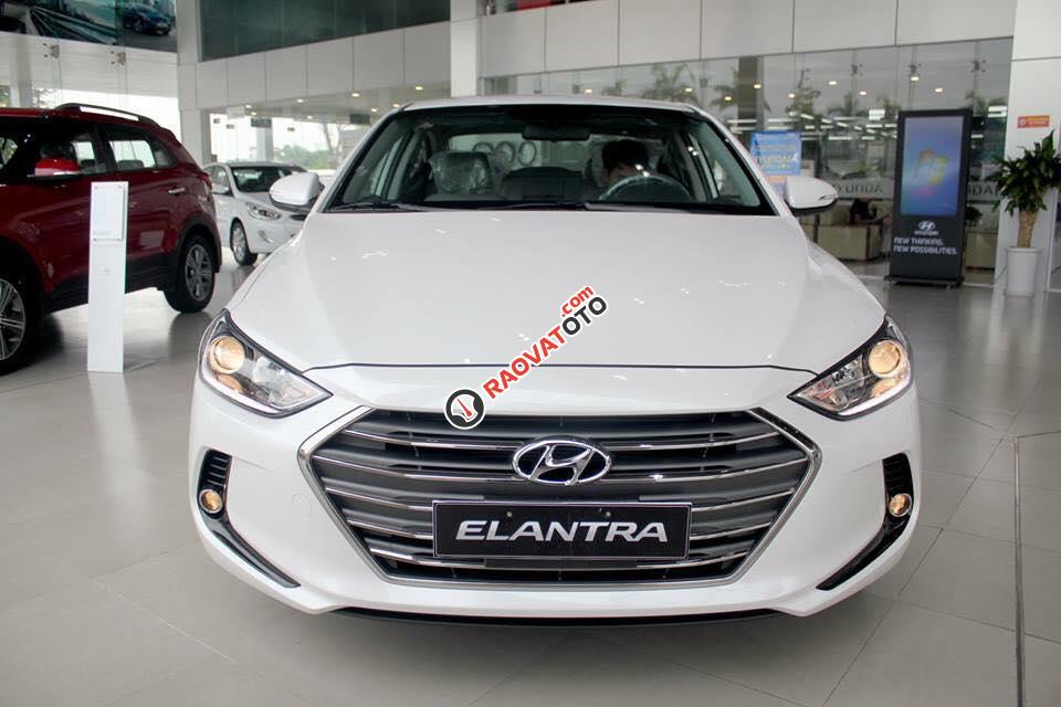 0963304094. Hyundai Tây Hồ: Bán Hyundai Elantra 2018, giá chỉ từ 550tr, đủ bản MT-AT, đủ màu, hỗ trợ trả góp ngân hàng-1