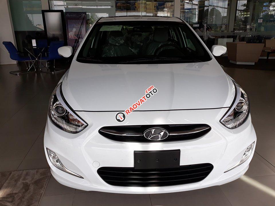 Hyundai Bà Rịa - Vũng Tàu, bán Hyundai Accent blue 1.2AT mới, màu trắng, hỗ trợ vay ngân hàng, thủ tục nhanh gọn-0