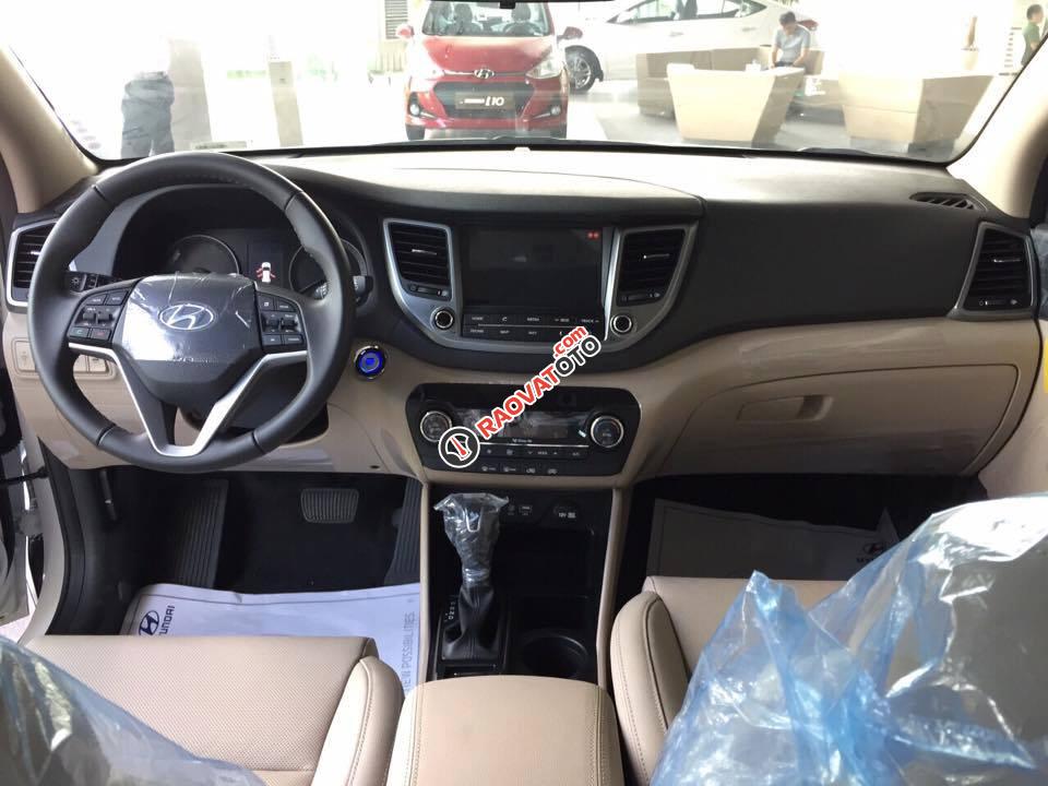 Cần bán xe Hyundai Tucson 2.0AT đời 2017-1