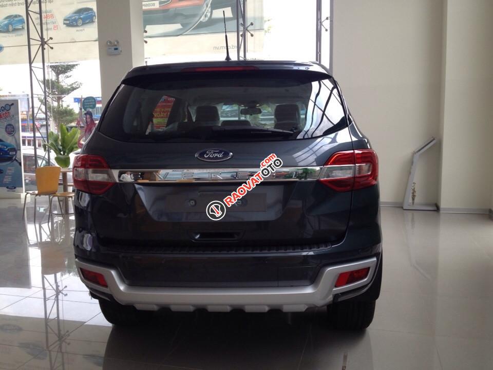 Ford Everest 2.2Trend giao ngay tháng 2018. Giảm trăm triệu. Hỗ trợ trả góp 90%-5